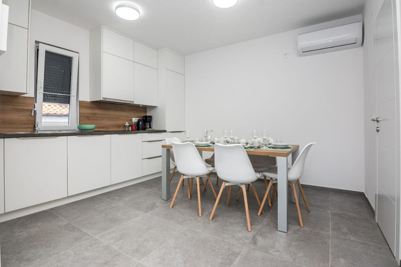 Apartment Spanic 1 Vir Exterior foto
