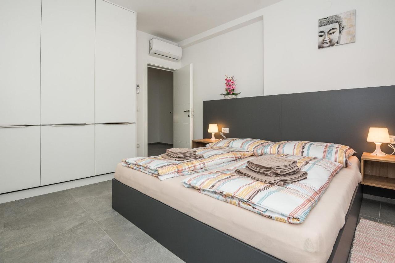 Apartment Spanic 1 Vir Exterior foto