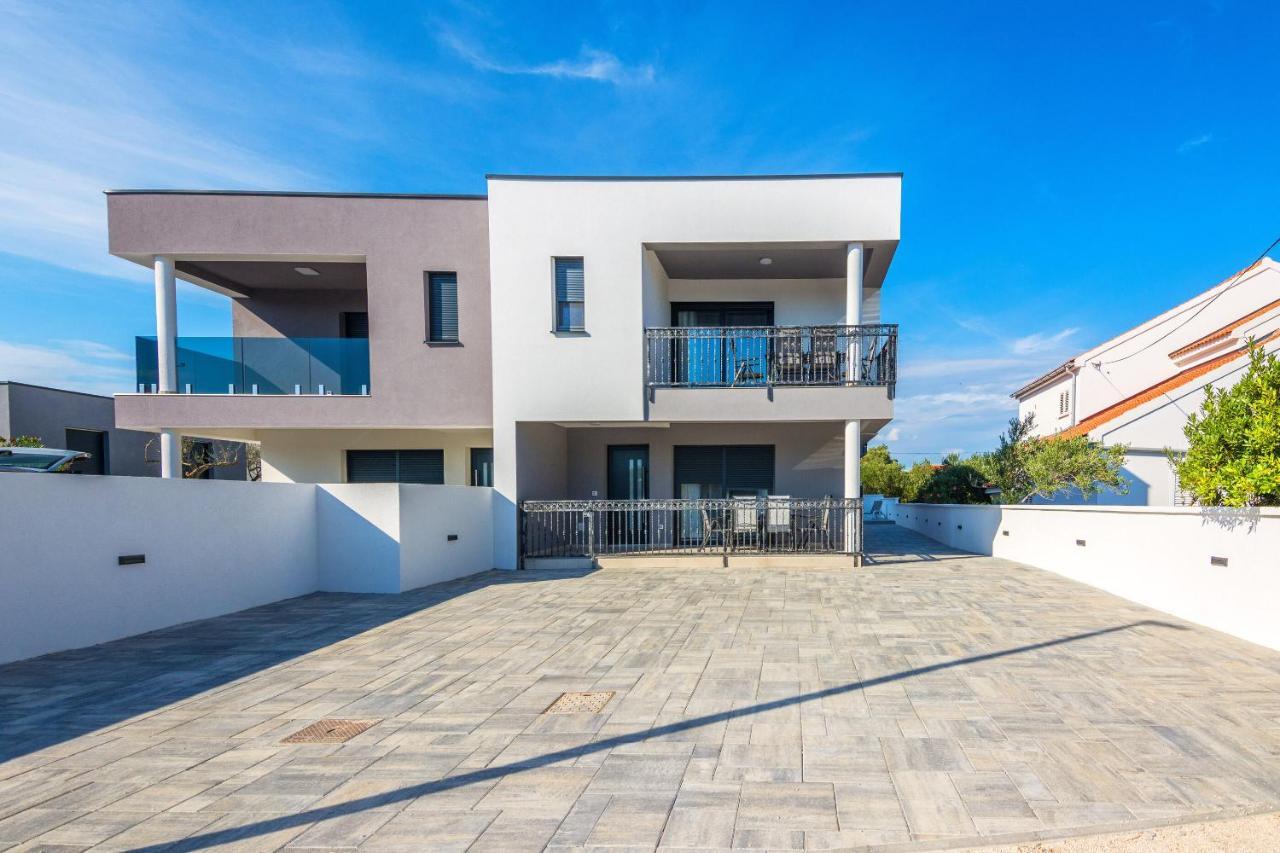 Apartment Spanic 1 Vir Exterior foto