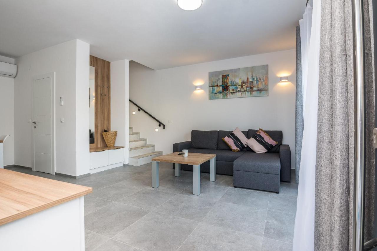 Apartment Spanic 1 Vir Exterior foto