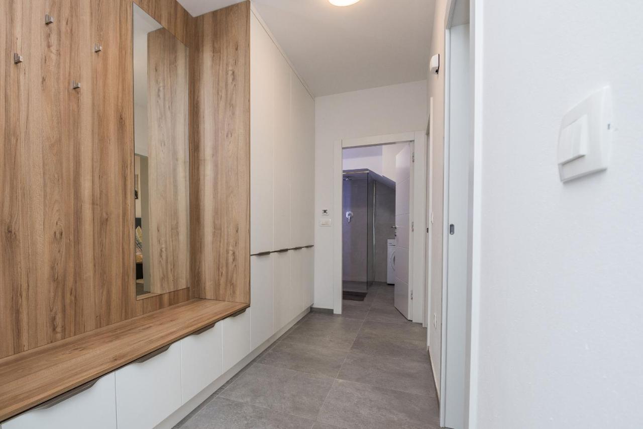Apartment Spanic 1 Vir Exterior foto